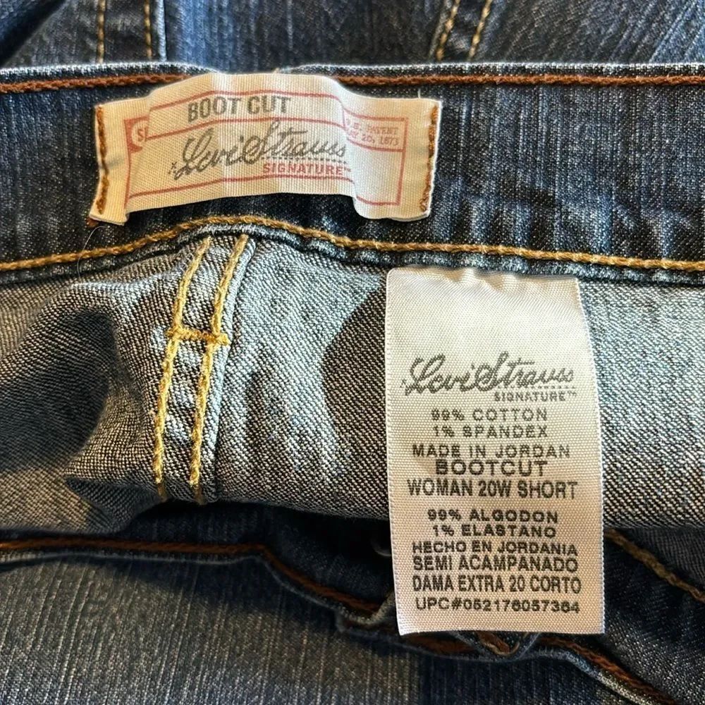Levi Strauss Signature Bootcut Jeans Size 20 short